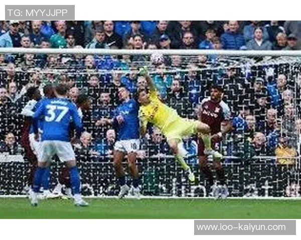 前曼联助教质疑球队未引进世界杯冠军大马丁的原因